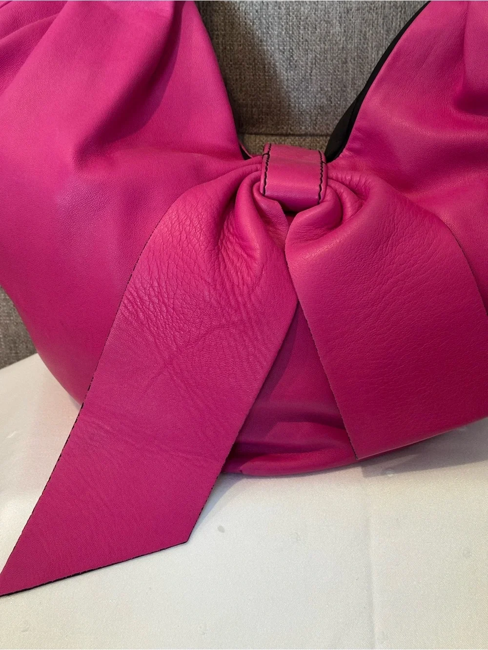 Authentic Valentino Garavani Pink/Fuchsia Shoulder Bag.